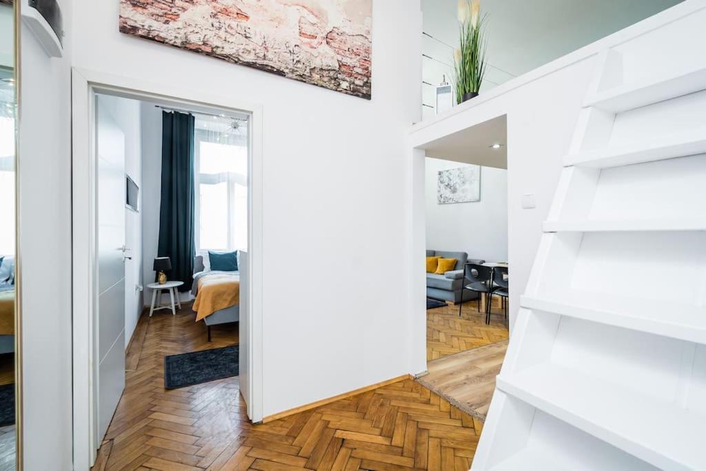 Royal City Apartment 40 M2 Cracovia Exterior foto